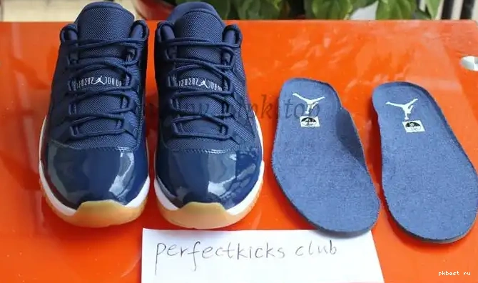 Authentic Air Navy Gum Jordan Low 11 0519
